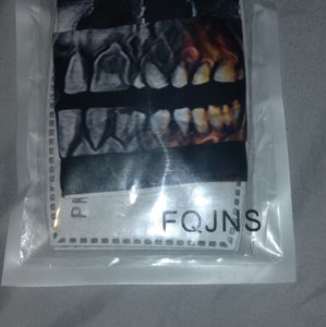 3 layer mask with extra inserts skull design